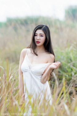 没有穿衣服的歌的mv 封面